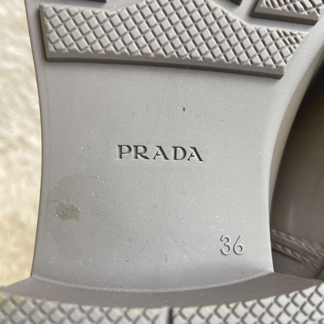 プラダ　レインブーツ　三角ロゴ　グレージュ　36 長靴　ラバー素材