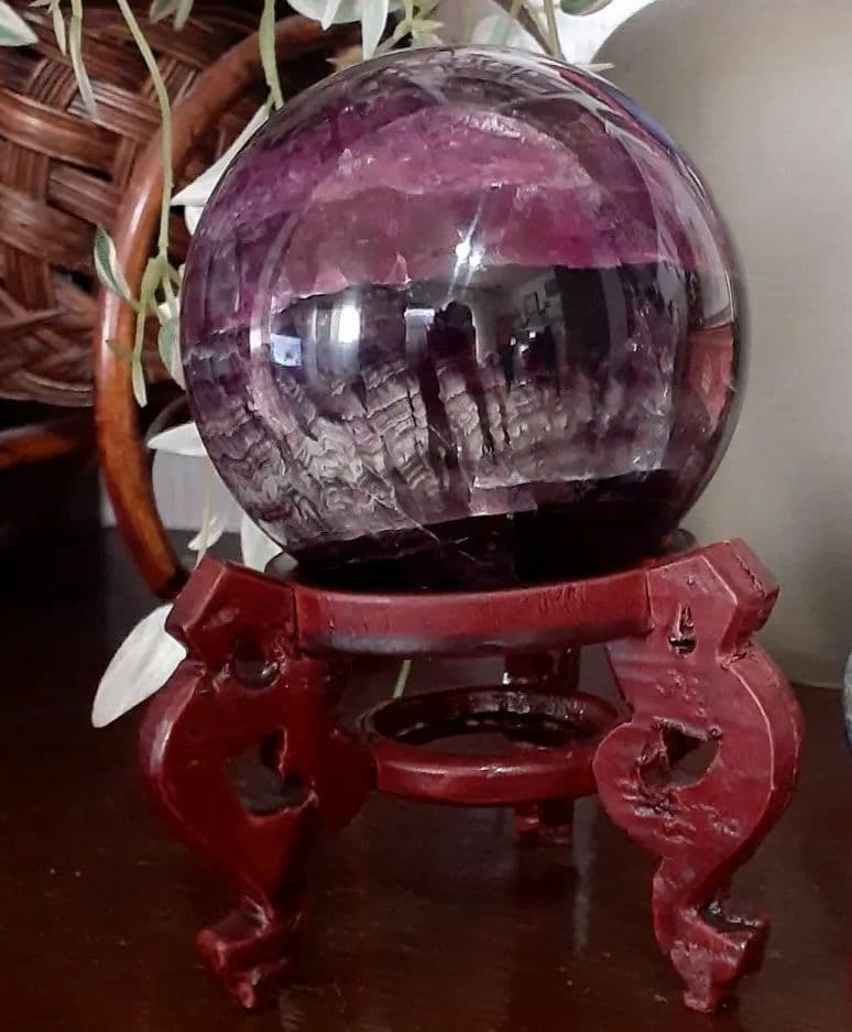 お値下げ！　紫色天然石　丸玉　直径8.7cm　重量1150g