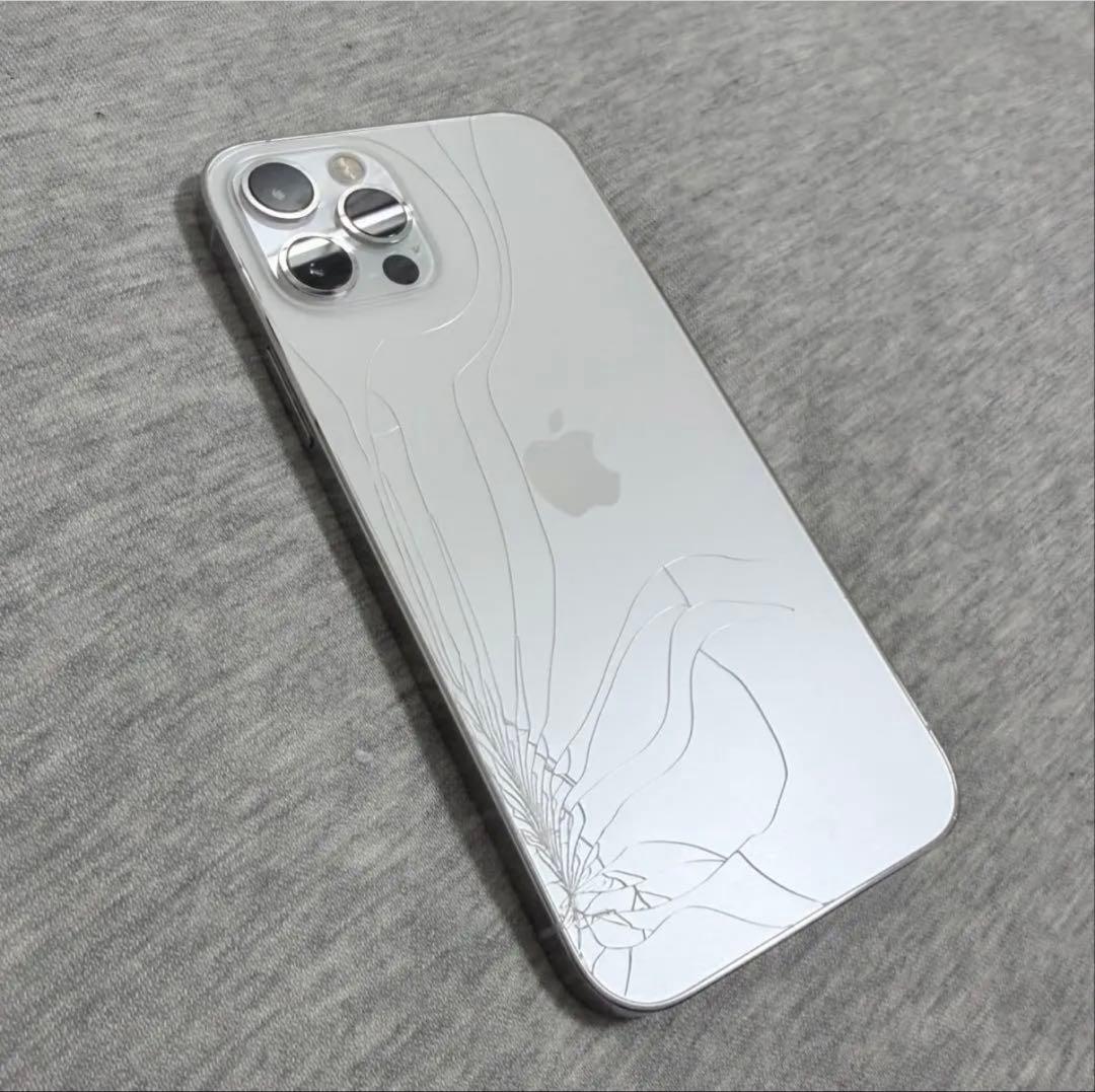 iPhone 12pro 背面割れ 128GB