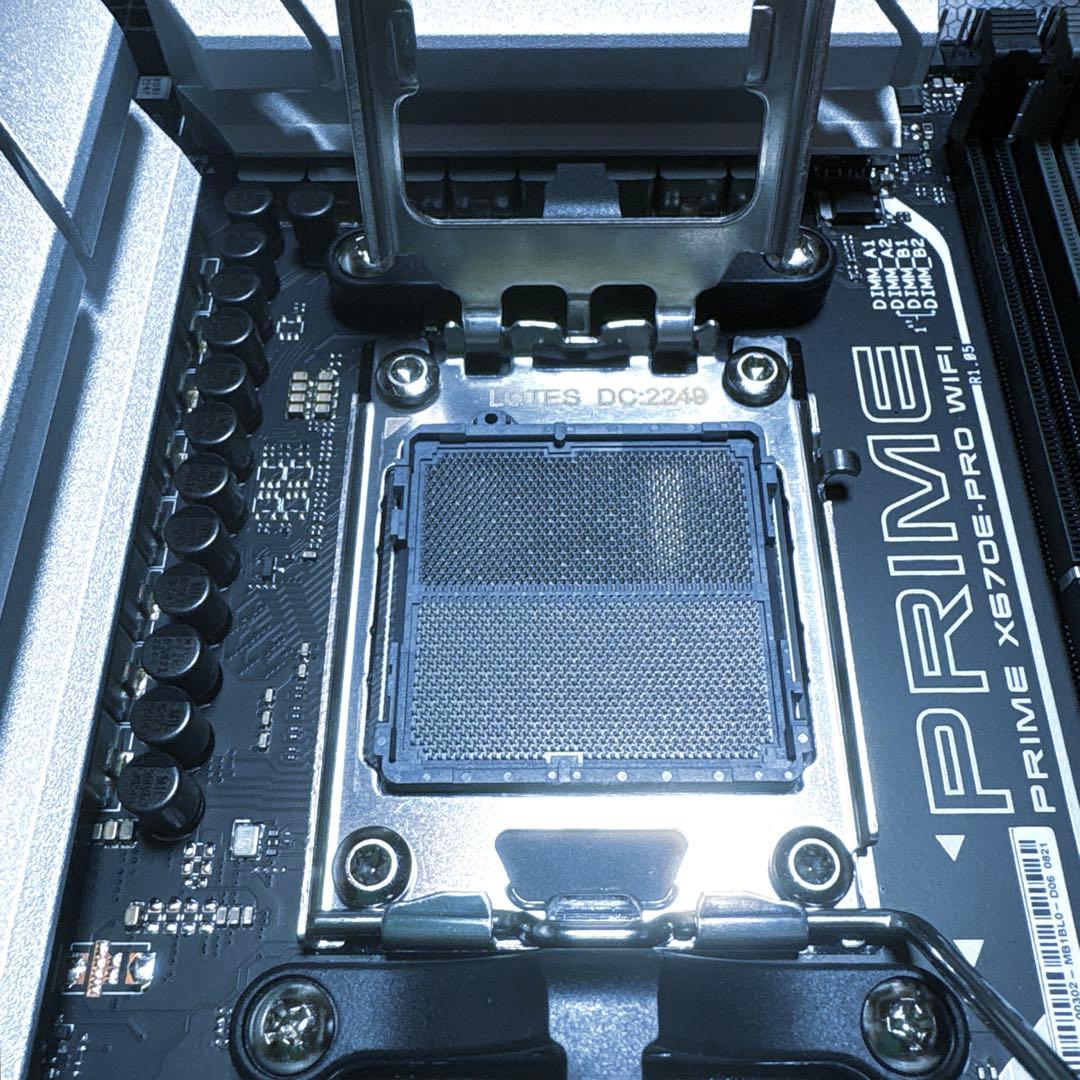 動作品AMD RYZEN9 7900x＋prime x670E pro WiFi