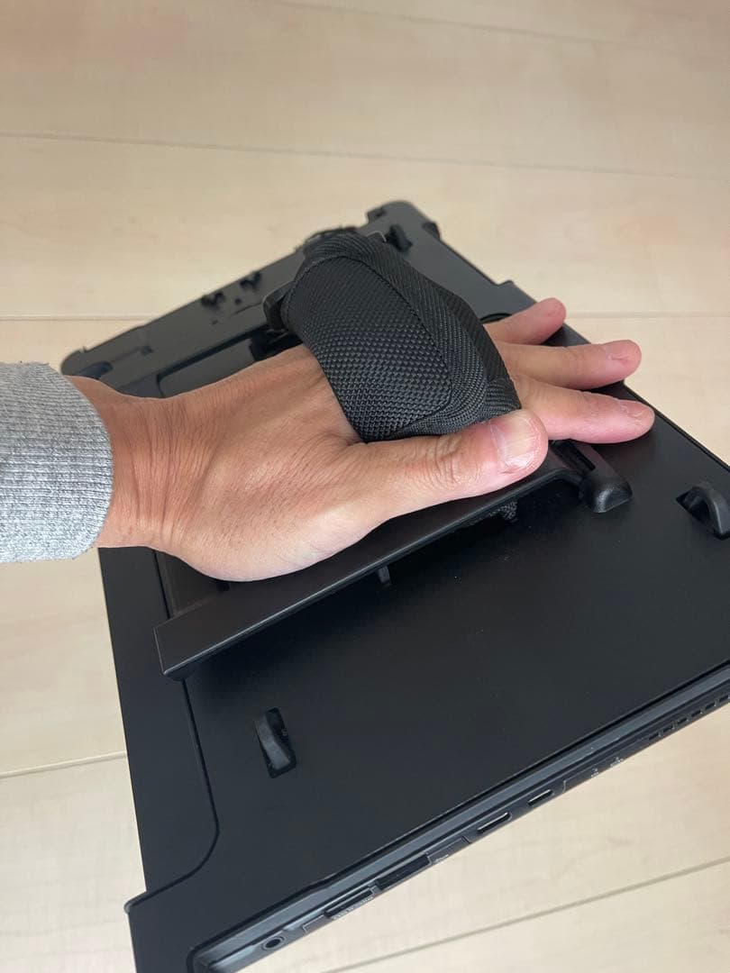 Q738/SB 本体 充電器付き Win11