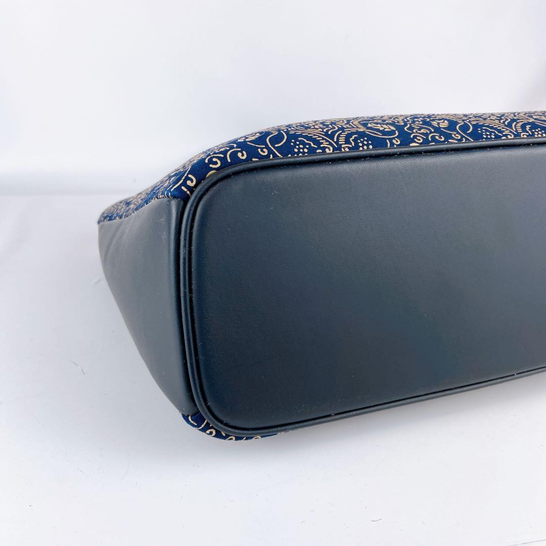極美品 印傳屋 A4可 ハンドバッグ ネイビー ぶどう唐草 レザー 本革