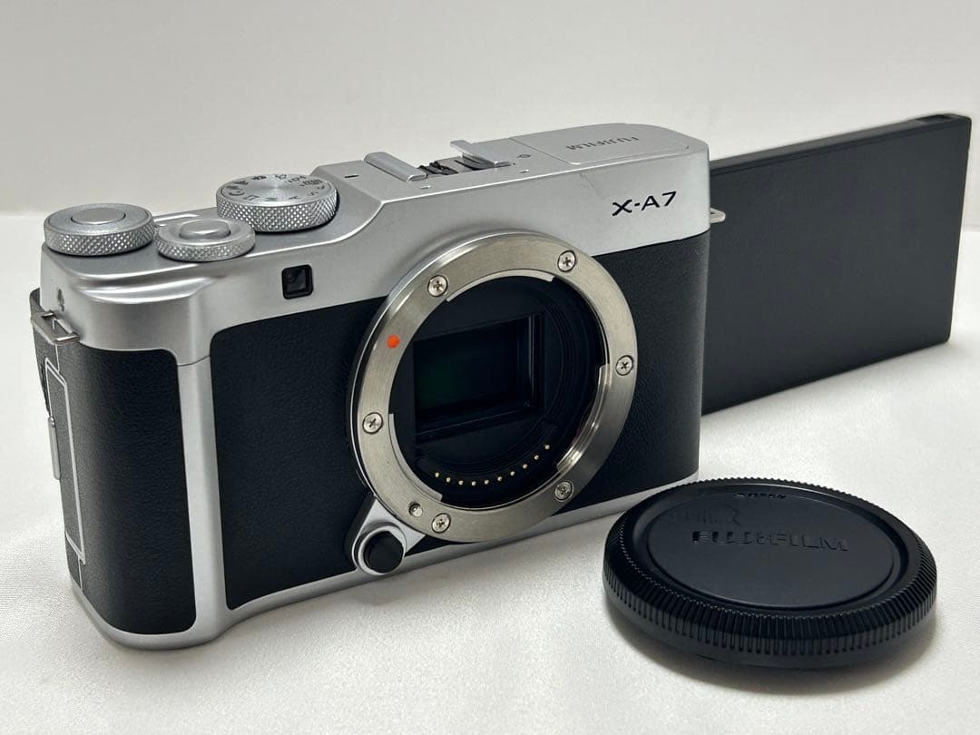 FUJIFILM X-A7 ボディ 3.5インチ 大型モニター Wi-Fi