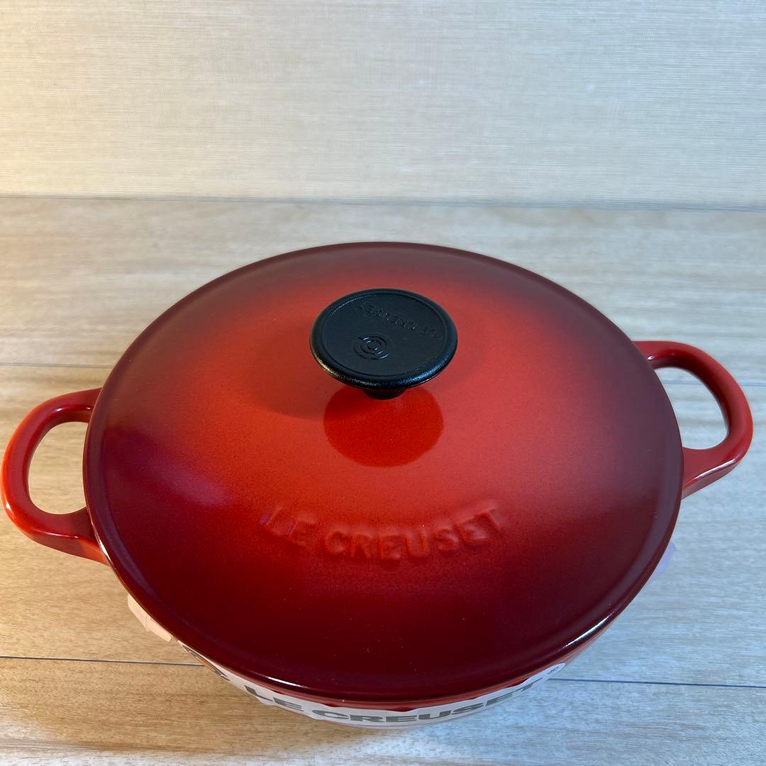 未使用保管品　ルクルーゼ　マルミット　18cm チェリーレッド　両手鍋　鍋