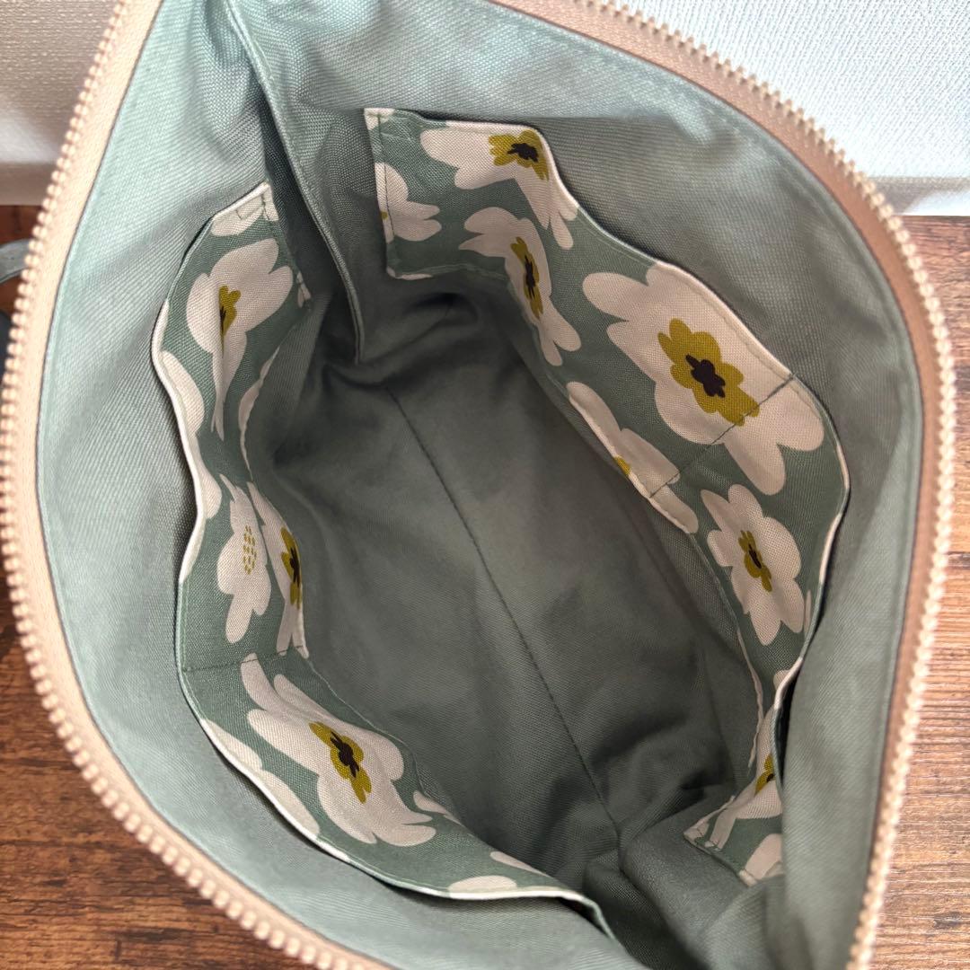 【JUNE】30cmファスナーショルダーバッグ　ナイロンオックスキルト