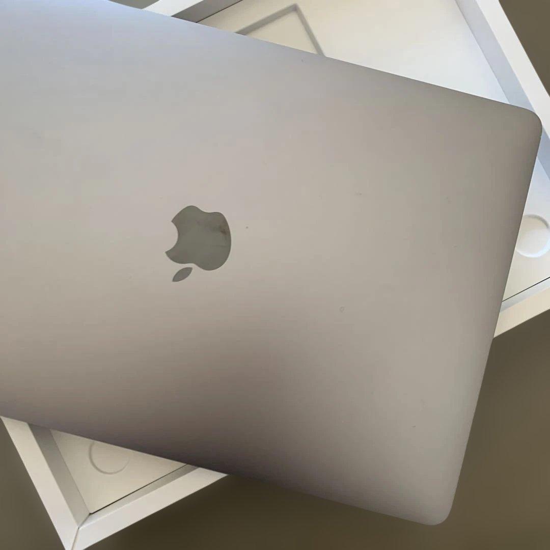 美品　MacBook Pro 2020 13インチ 512GB 箱・ケース付