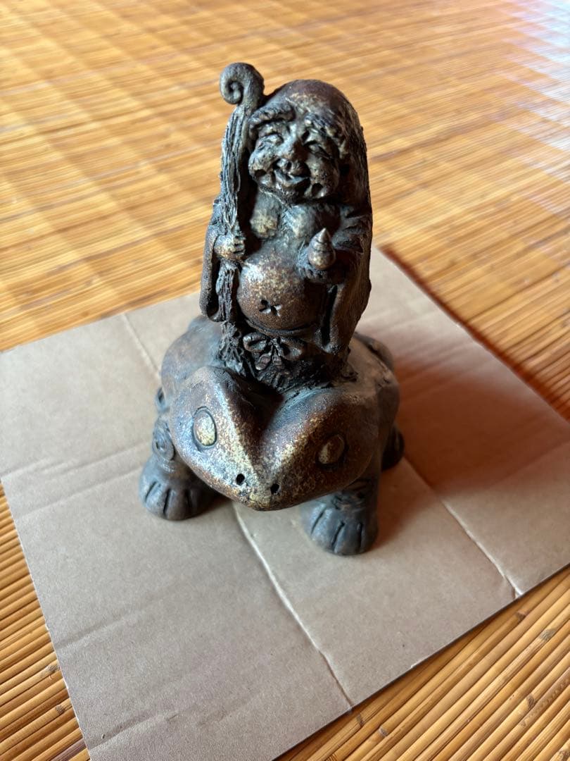 カエル　置物