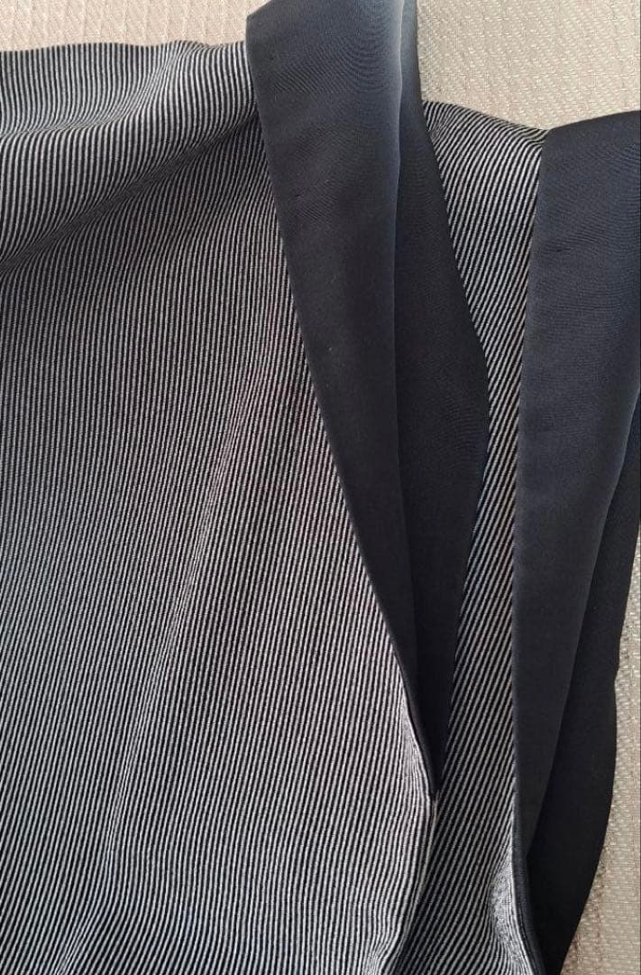 江戸小紋 万筋　黒x薄グレー袷　正絹　縞　丈160 裄65、5 紋なし