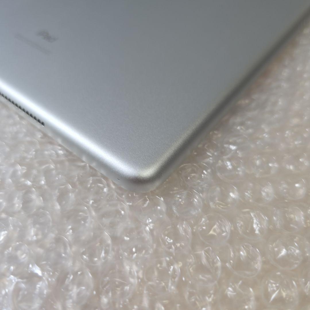 と*ん様 iPad 7◼️第7世代◼️Wi-Fi版◼️バッテリー極良品■純正ケー