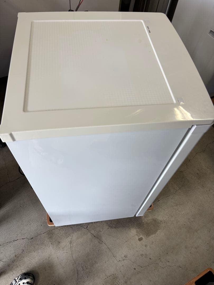 2021年製■アイリスオーヤマ 冷凍庫 60L IUSD-6B-W