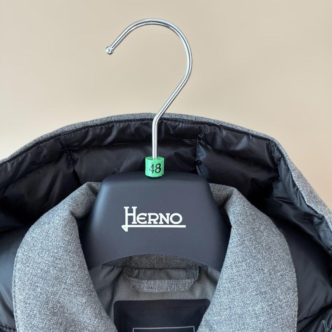 Herno グレー ダウンジャケット フード　ヘリンボーン