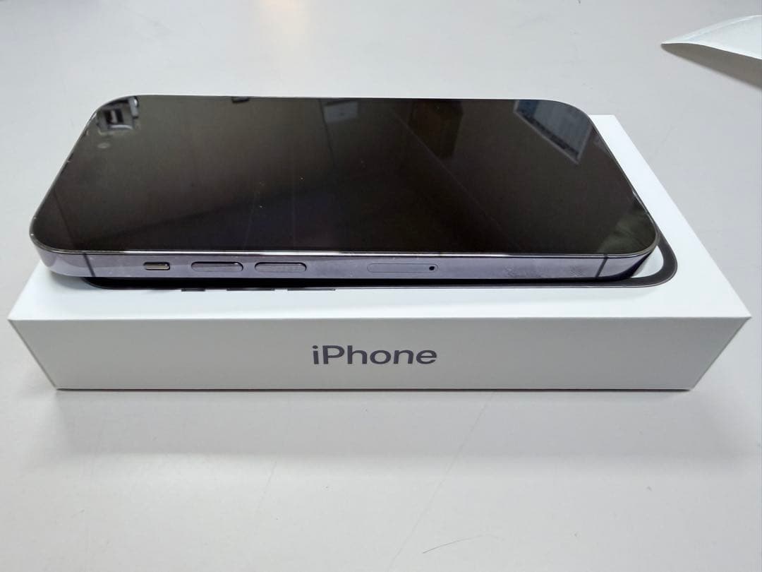 iPhone 14 Pro 256GB ディープパープル 小傷あり 本体