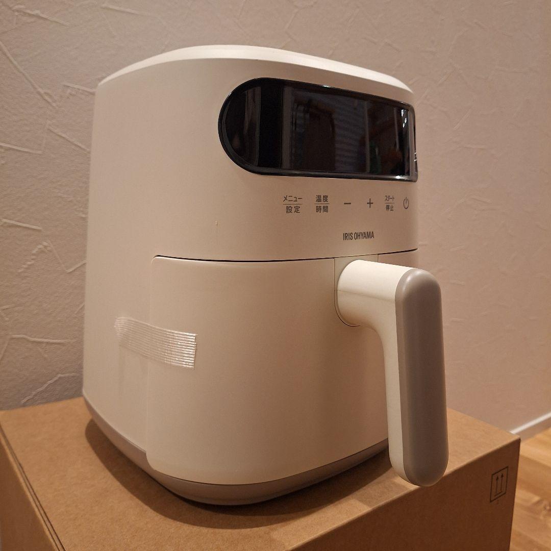 アイリスオーヤマ　過熱水蒸気式　エアフライヤー　便利家電