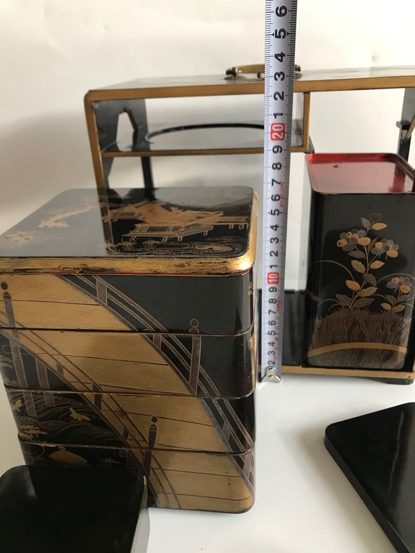 江戸 明治時代 骨董 漆器 金蒔絵　野弁当　重箱 風景花絵　黒塗内朱　天然木