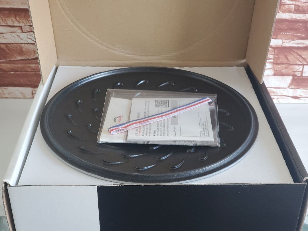 【値下げ中/正規品シリアルナンバー付】ストウブ　ブレイザー　カンパーニュ28cm