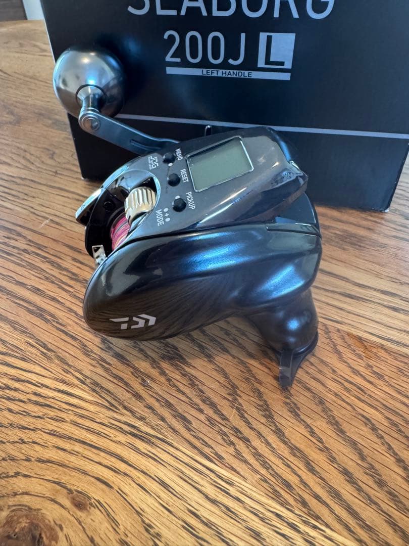 SEABORG 200J L 左ハンドル 電動リール