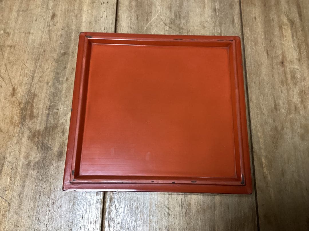 輪島製朱地藻紋刻　五段　重箱　台付　(検) 堆朱　鎌倉彫