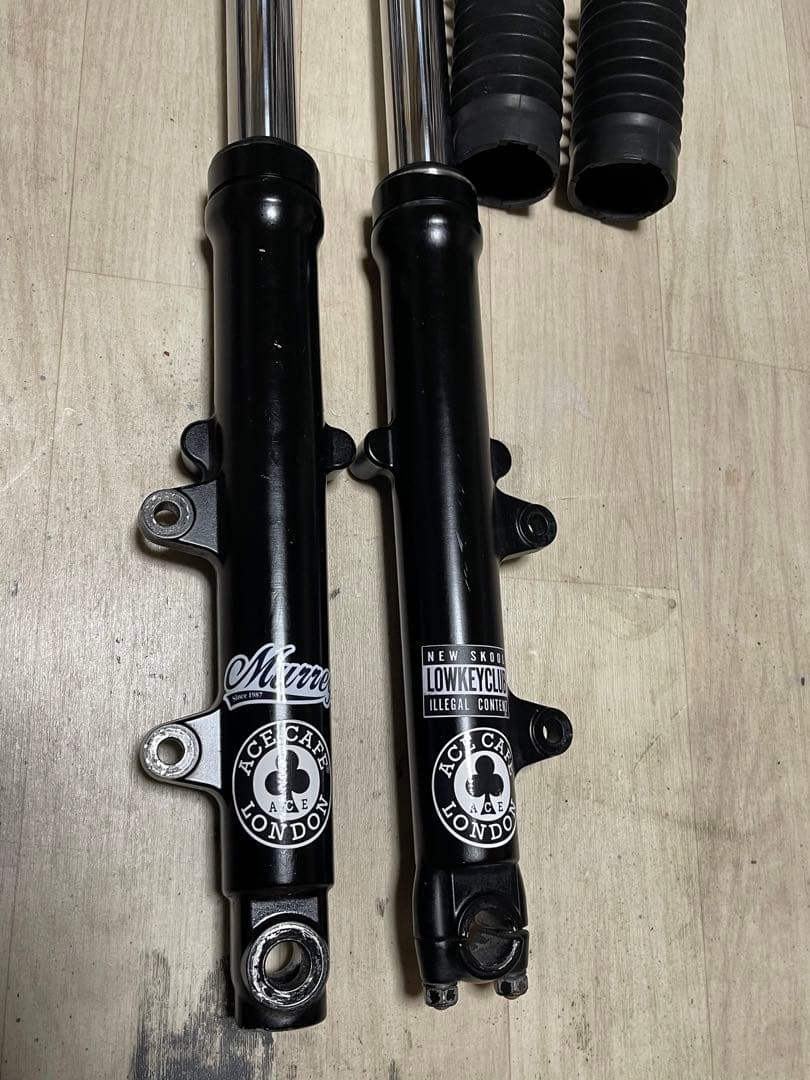 SR400 RH03J フロントフォーク　フォークブーツ付き