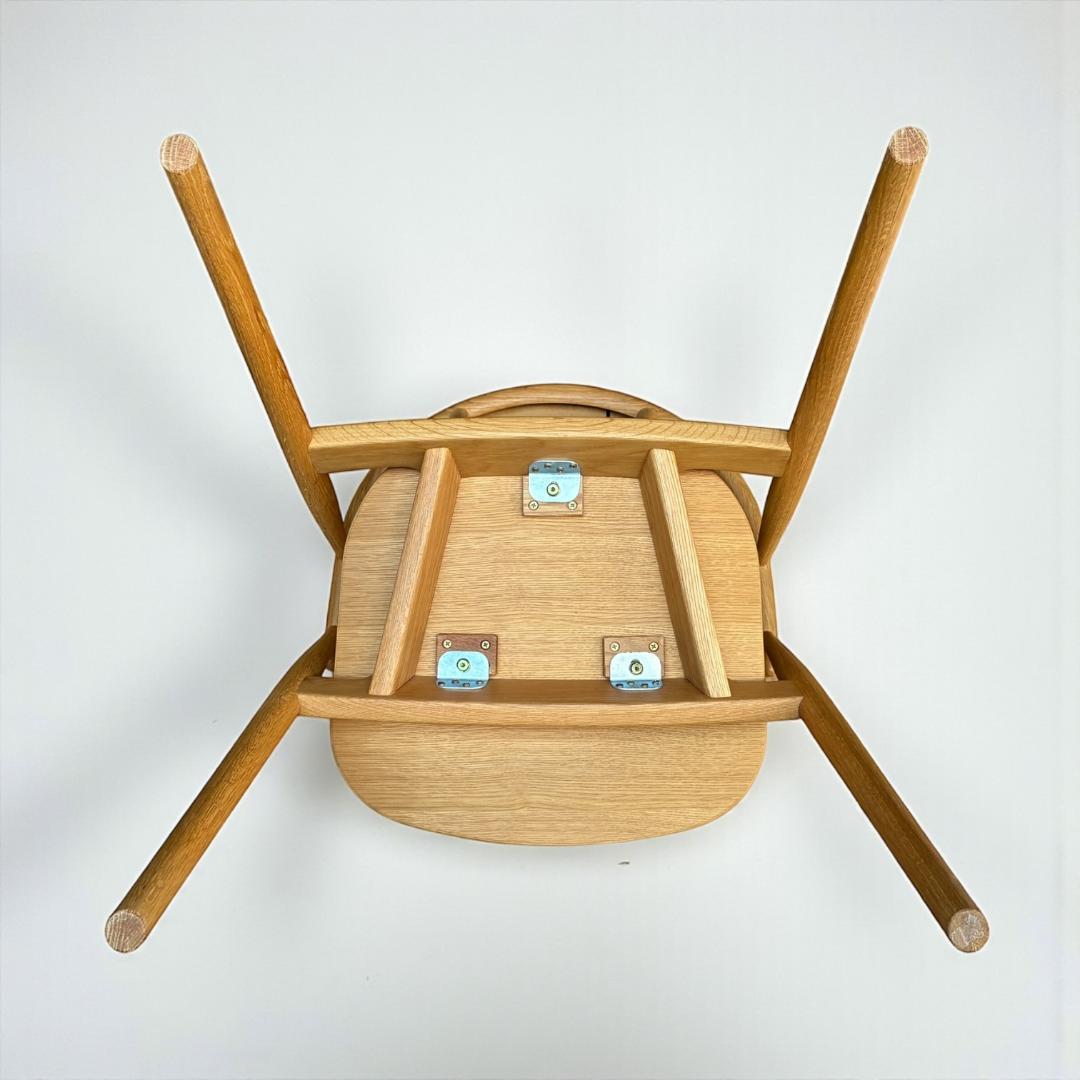 オーク無垢材の曲線美 小林幹也デザイン TRUNK2 ダイニングチェア 天然木