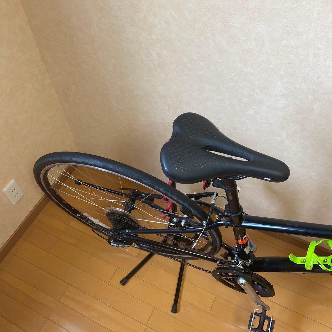 【送料込み、室内保管・美品】TREK クロスバイクFX2 WSDブラック