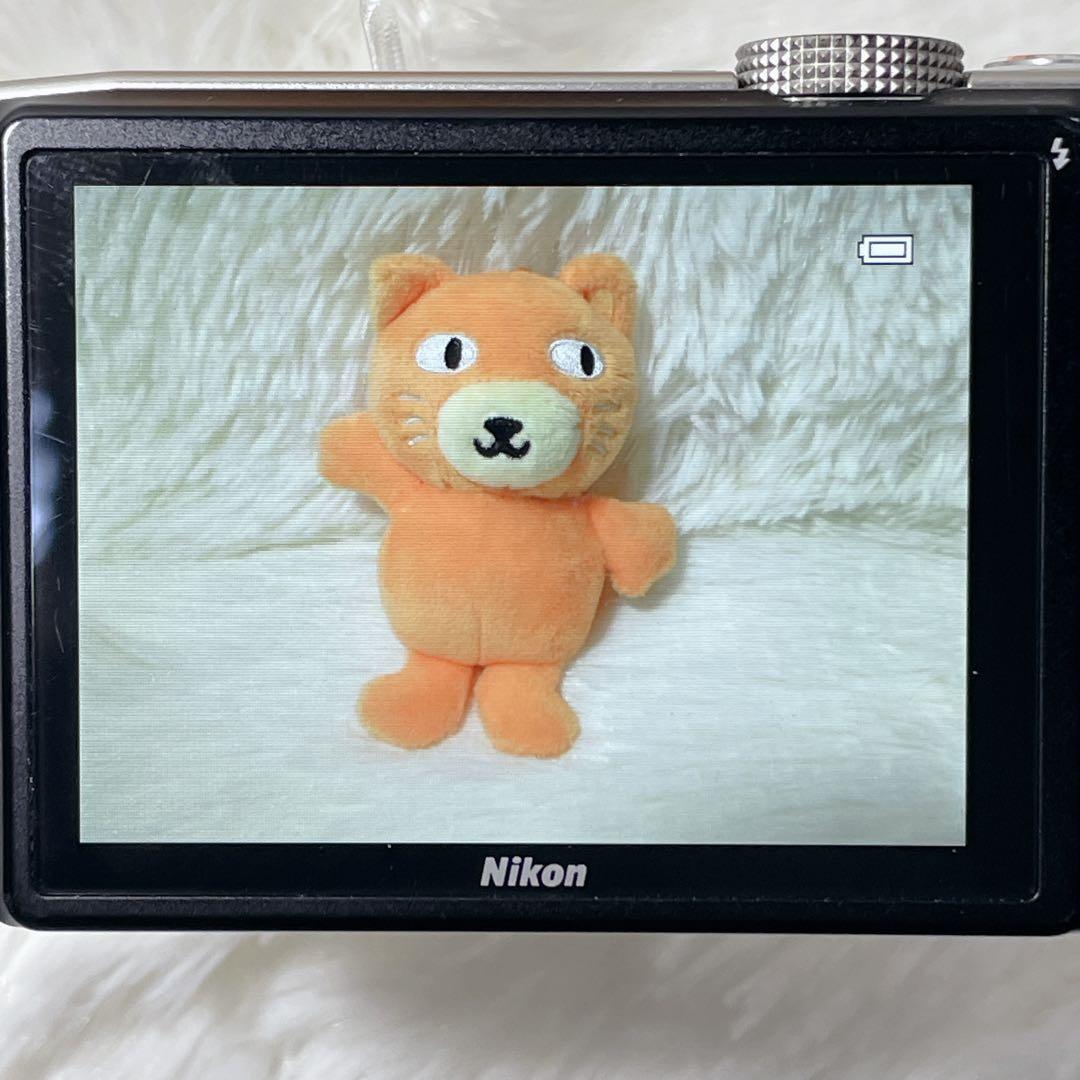 【✨美品✨】Nikon COOLPIX S8200【✨新品バッテリー付き✨】