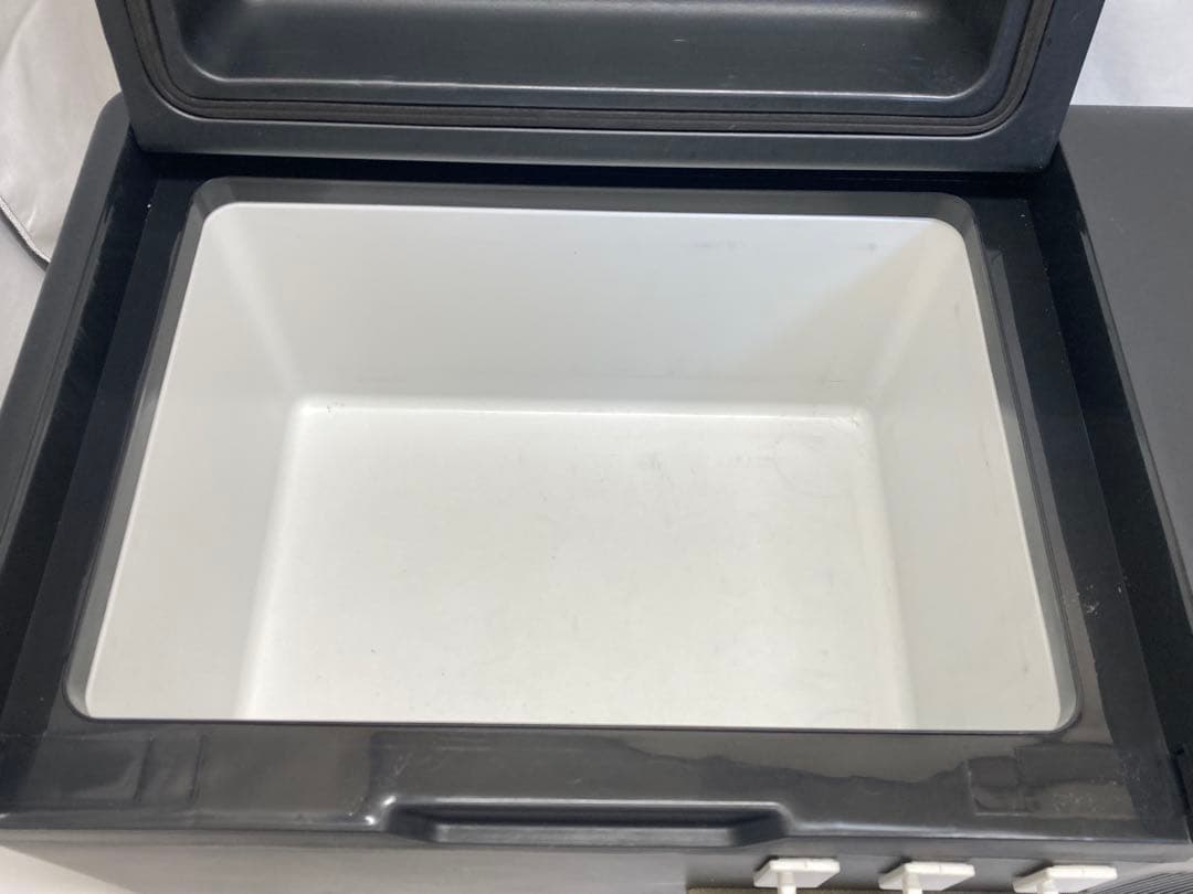 IRIS アイリスオーヤマ　ポータブル冷蔵冷凍庫　IPD-2A ジャンク扱い