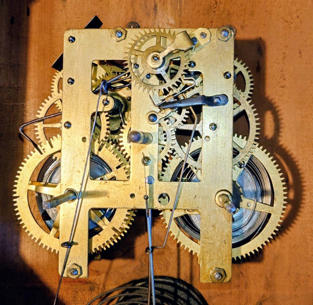 〈完動・美品〉ＳＩ印　欅造りグレシャム丸型ゼンマイ振り子時計