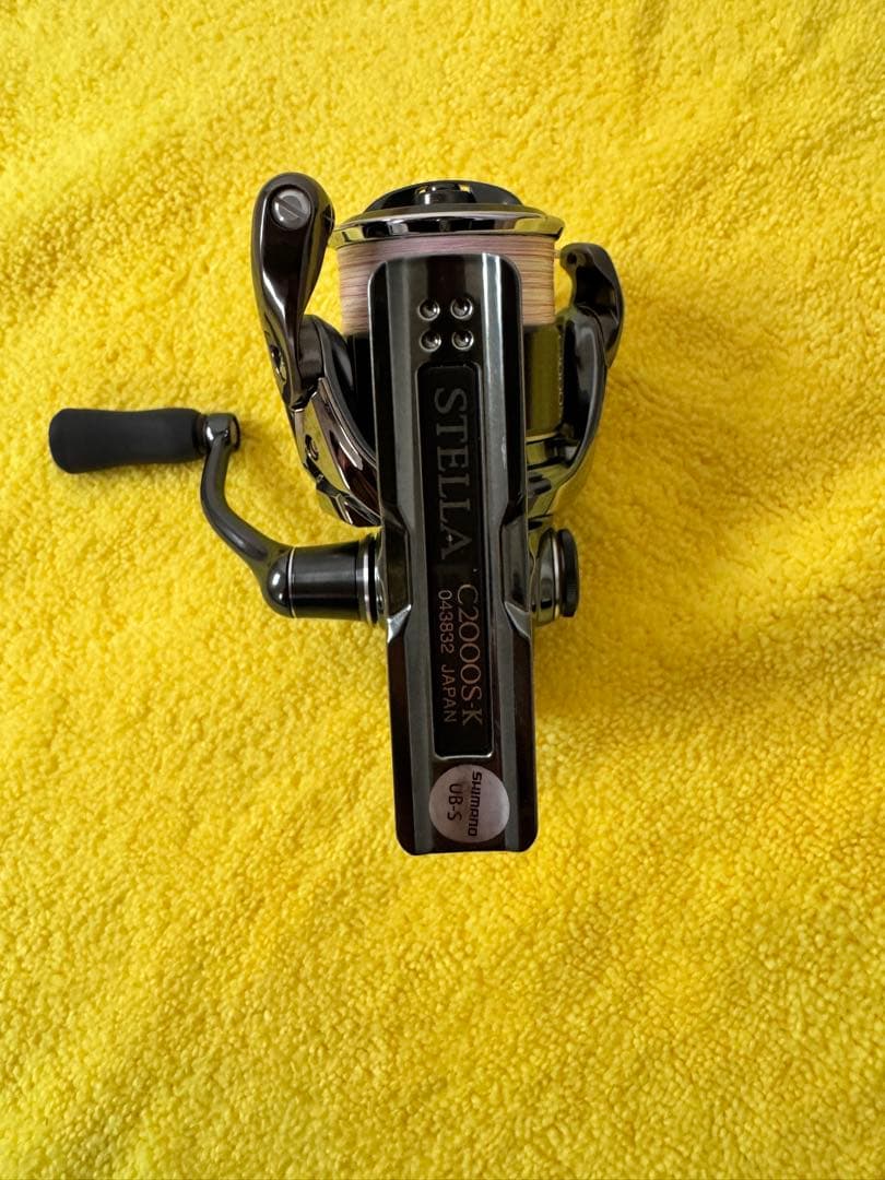 シマノ 22ステラ　スピニングリール C2000S 美品