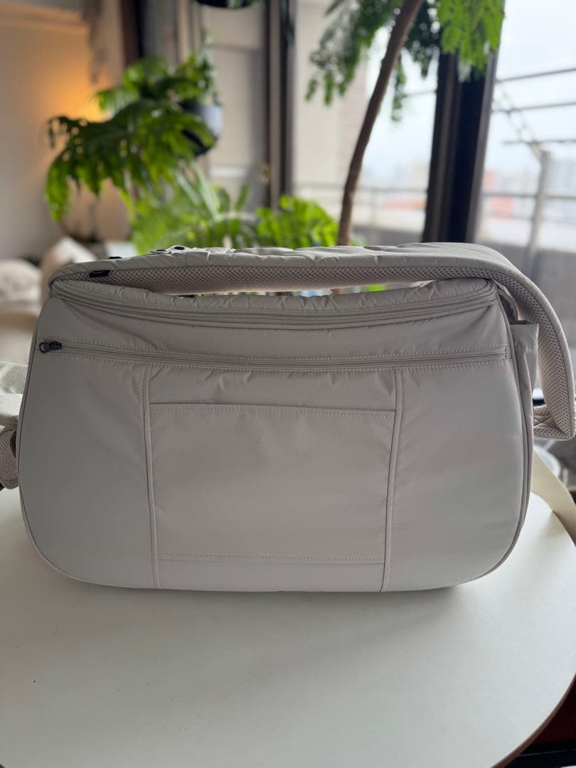 SSOOOK スリングバッグ　アイボリーLバッグが右 ボアブランケット付き