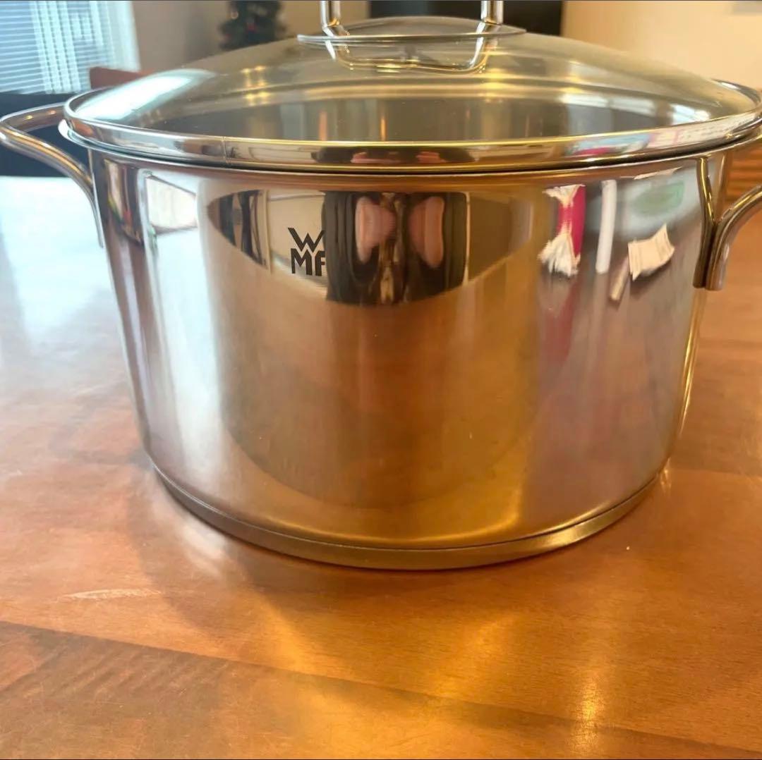 美品　WMF ヴェーエムエフ 両手鍋 ステンレス製 IH対応　24㎝