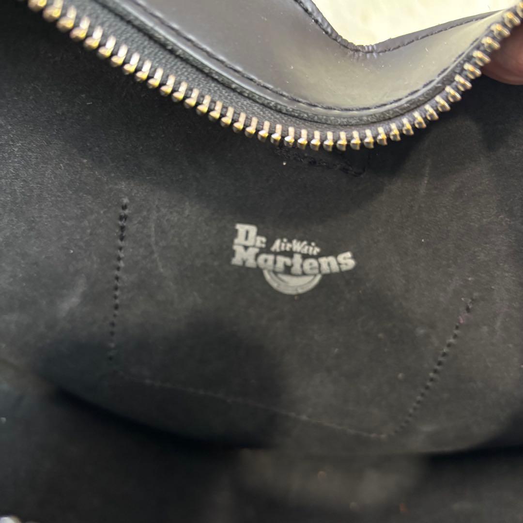【希少】ドクターマーチン ショルダーバッグ ハート型 ブラック レザー