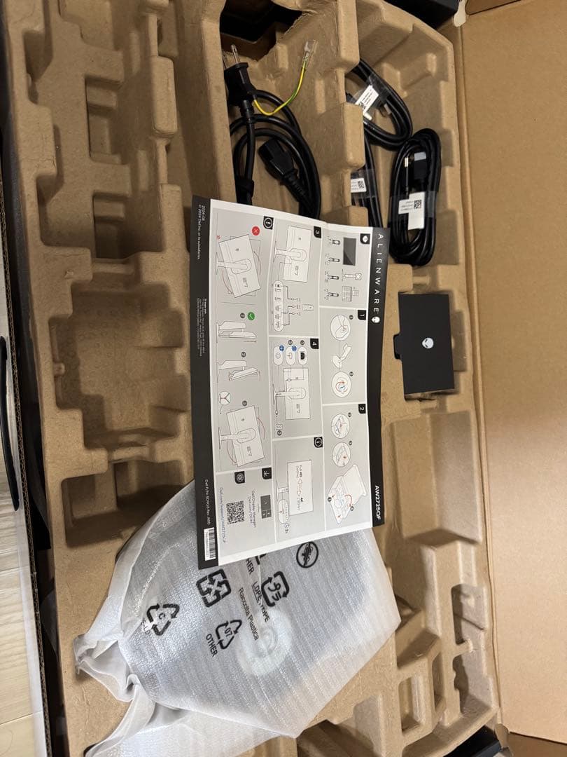 Alienware AW2725QF-A 27インチ デュアル解像度