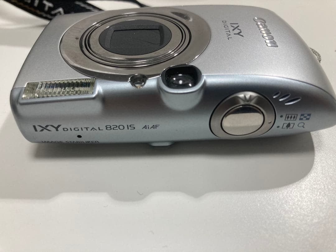 デジタルカメラ canon IXY digital 820IS