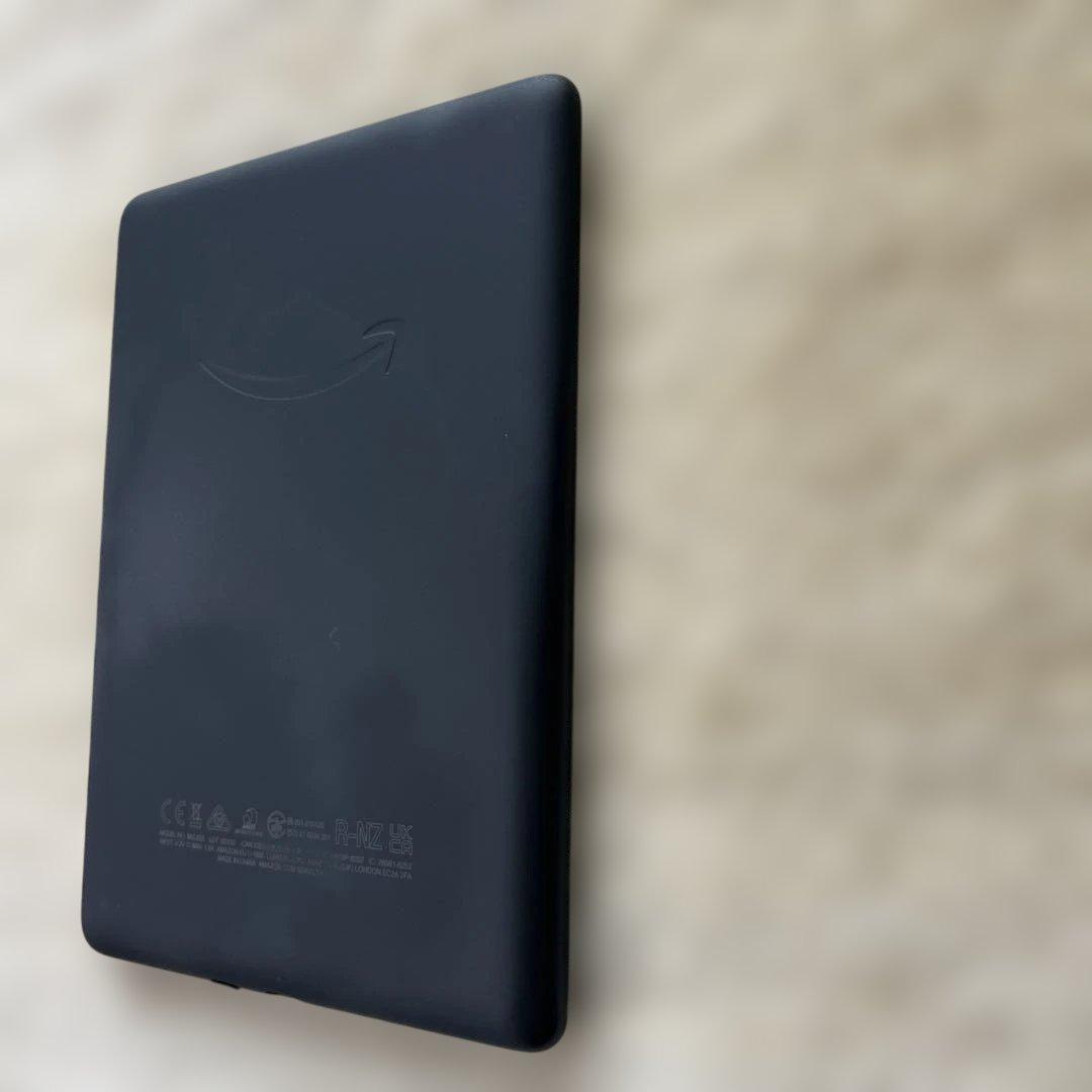 Kindle Paperwhite 16GB 本体　ケース