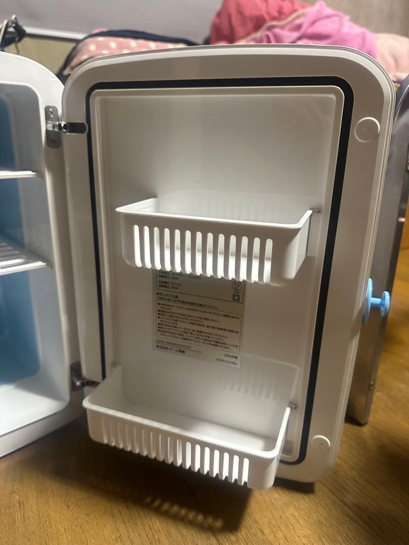 株式会社オーム電機製、温&冷庫13リットル^_−☆