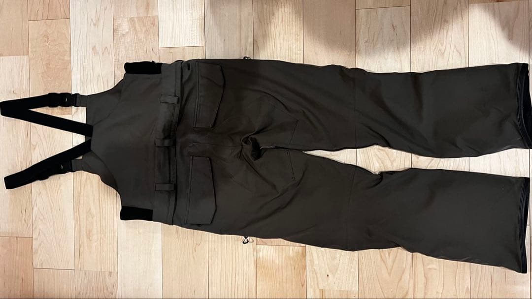 volcom ビブパンツ　VOLCOM ROAN BIB PANTS