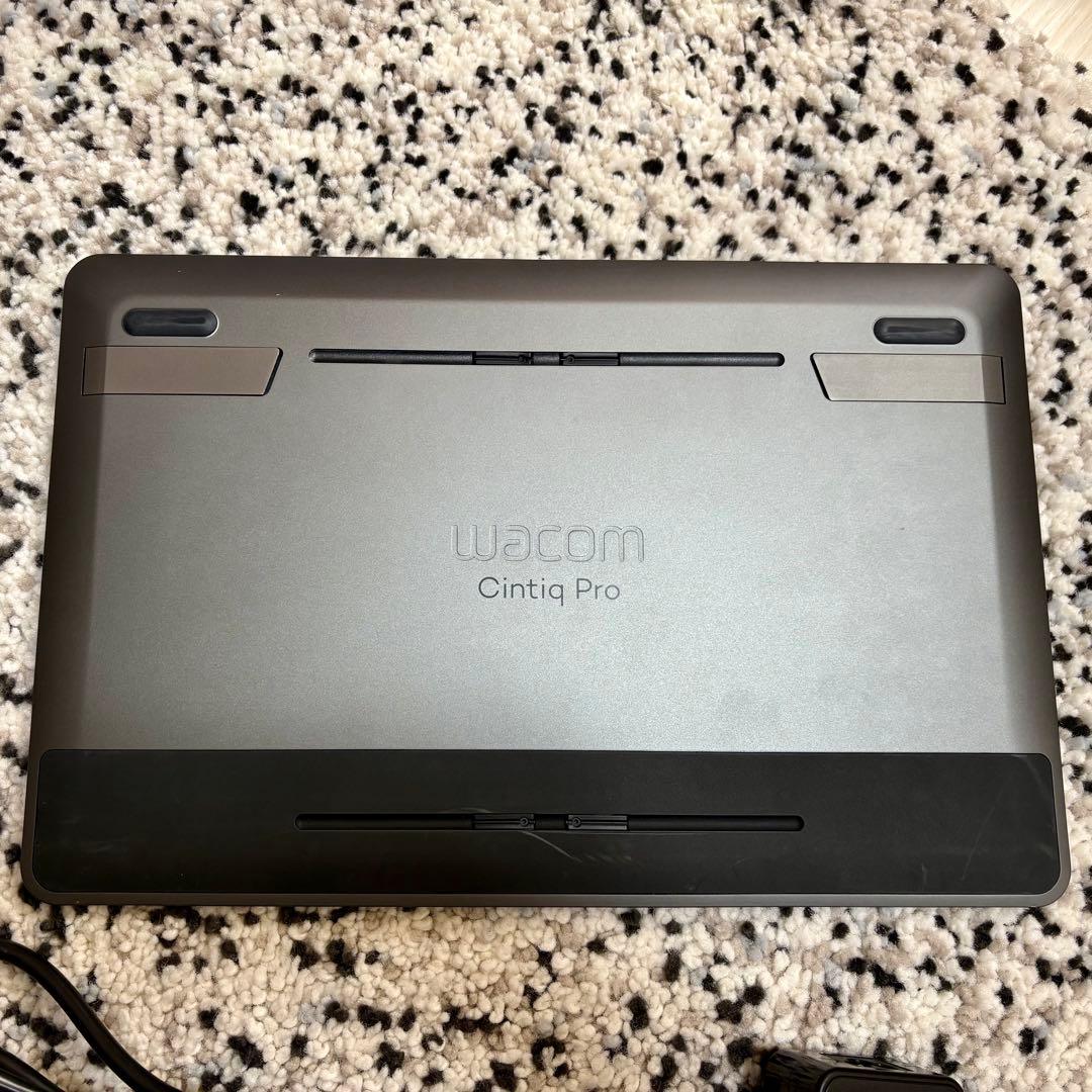 液タブ・ペンタブ Wacom Cintiq Pro 13