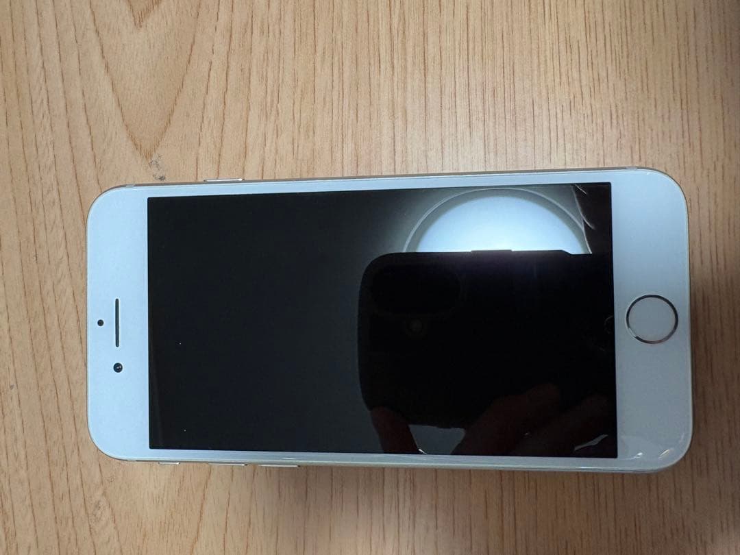 iPhone8 SIMフリー　64GB