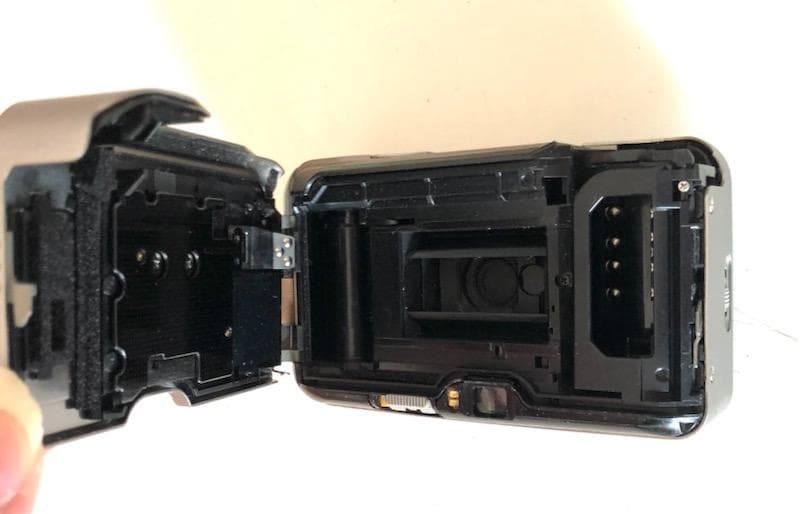 FUJIFILM TIARA コンパクトカメラ　訳アリ　動作品＃136