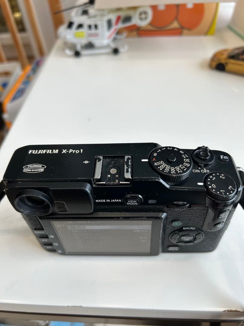 最終値下げFUJIFILM X-Pro1 ダブル単焦点レンズキット(おまけ付き)