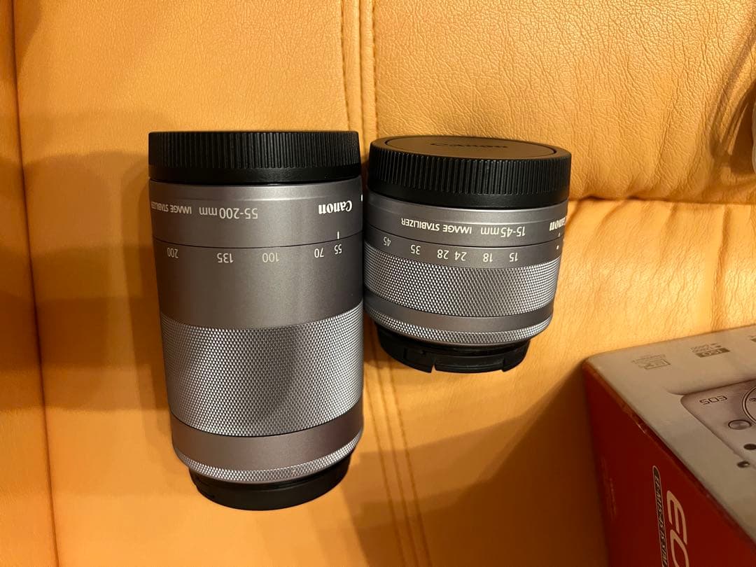 Canon EOS M10 ミラーレス一眼 + レンズ2本