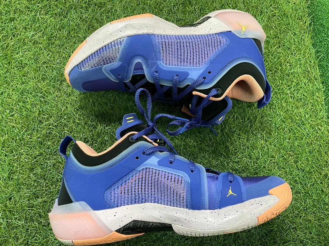 海外限定 Jordan 37 Low ジョーダン グローバルラスト B13