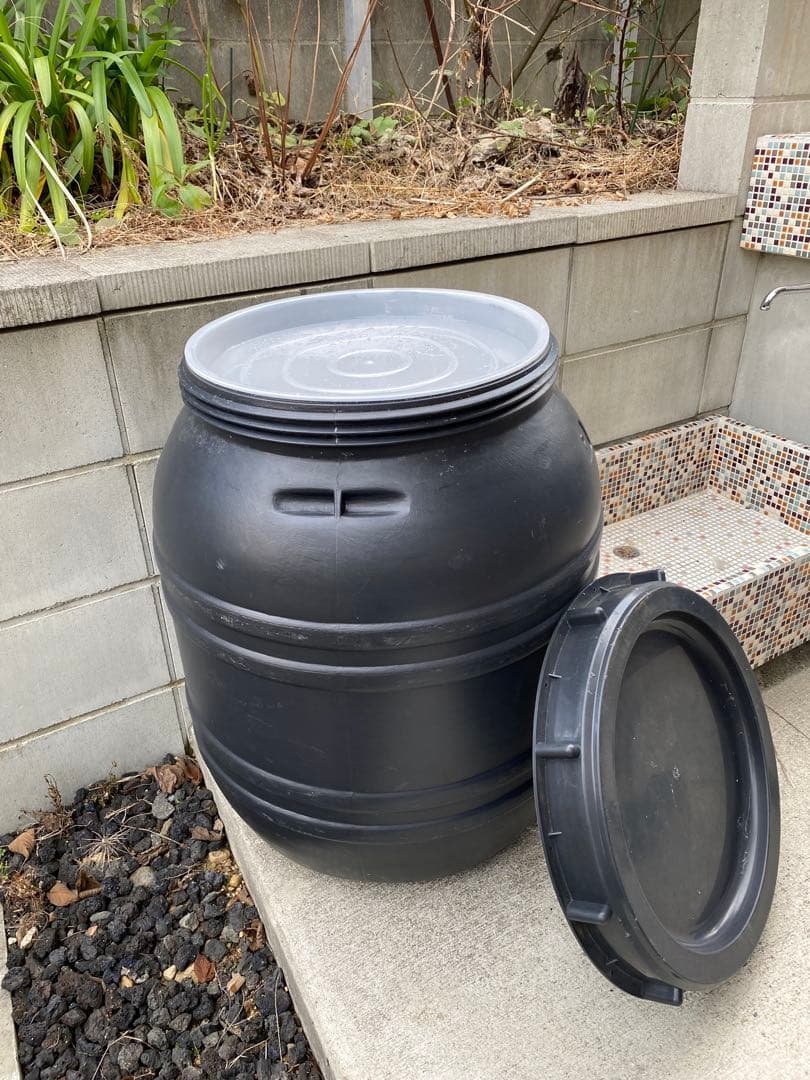 【Shigeru】雨水タンク（ブラック）　２個　引き取り