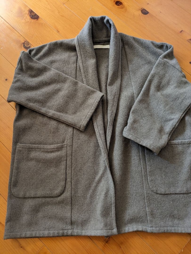 2025年aw evam evaショートローブМ　31,900円