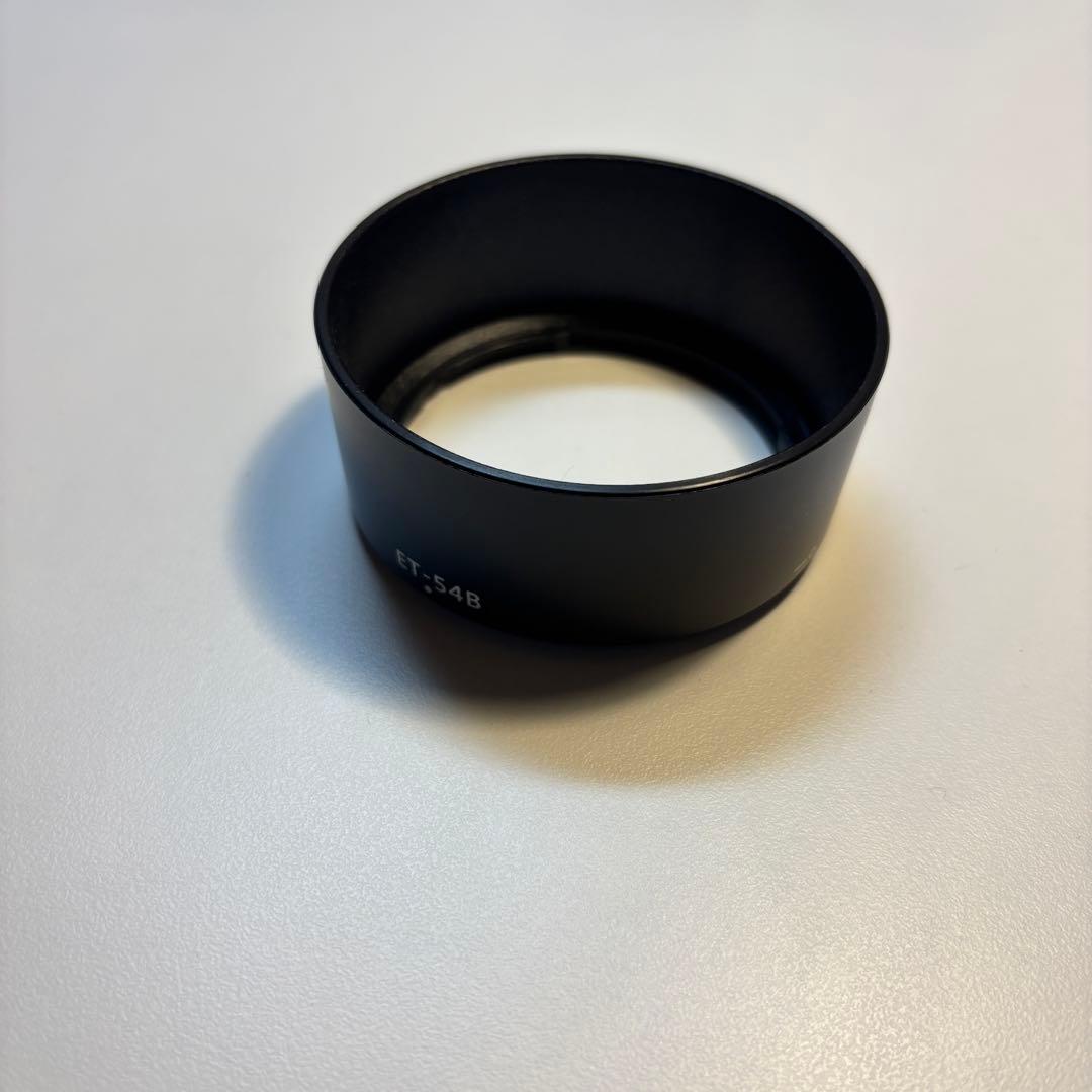 Canon EOS Kiss M ダブルズームキット ミラーレス一眼