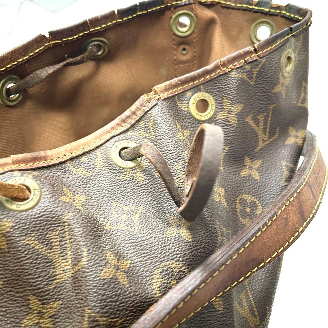 ルイヴィトン　モノグラム　バケット　ショルダーバッグ
