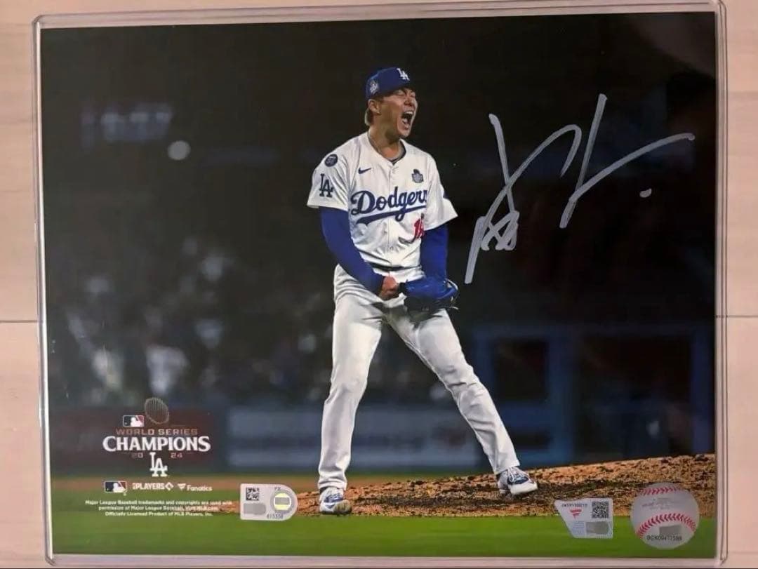 山本由伸 直筆サインフォト ドジャース