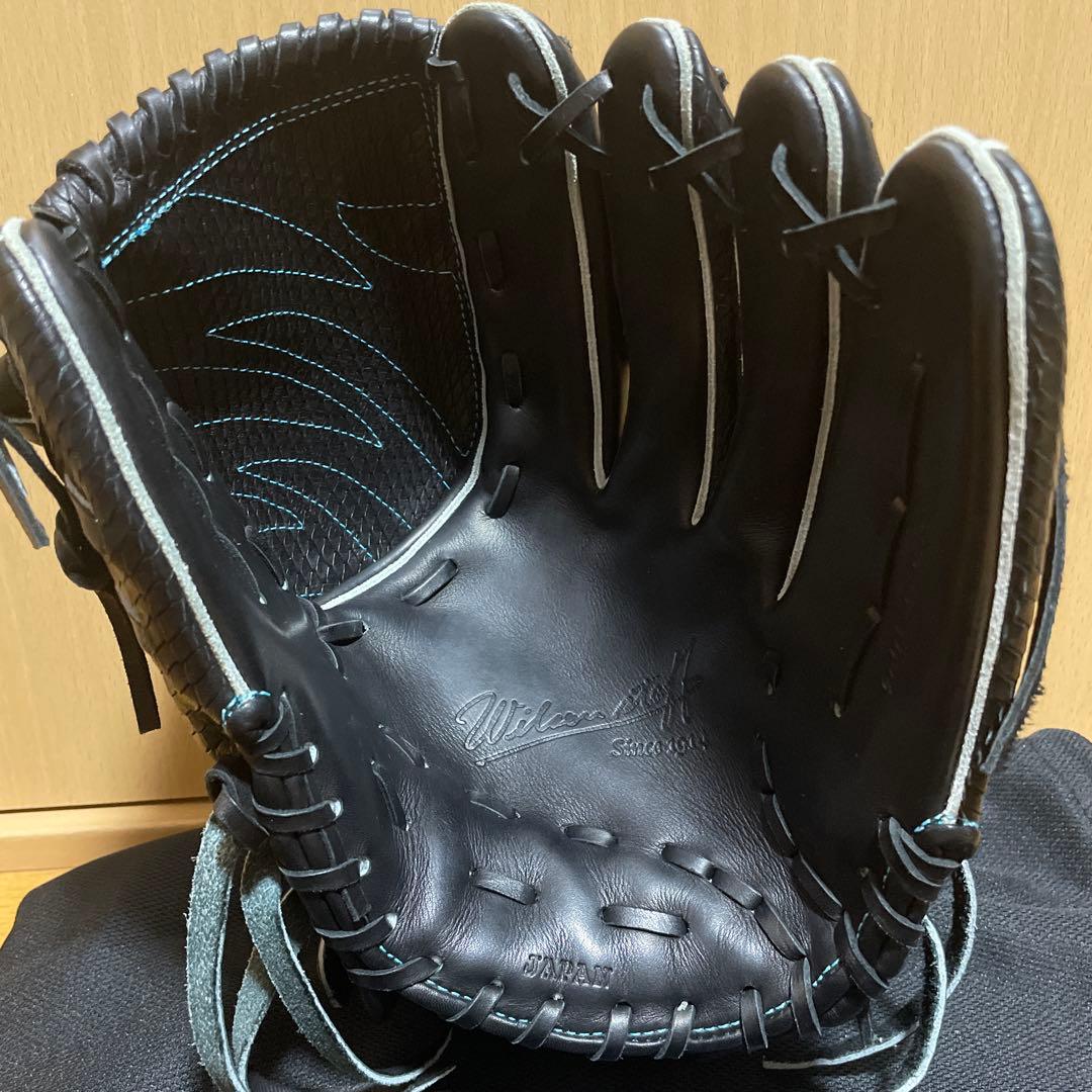 Wilson 硬式投手用　グローブ