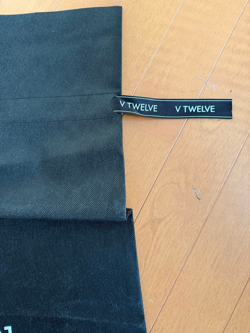 新品正規品【V12/size L】フリース　ハイブリッド　キルティングアウター