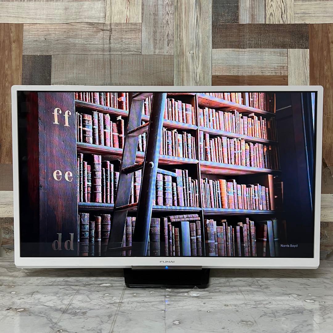 かよちゃんさん専用フナイ32V型地デジ・BS・CSWチューナ録画機能内蔵液晶